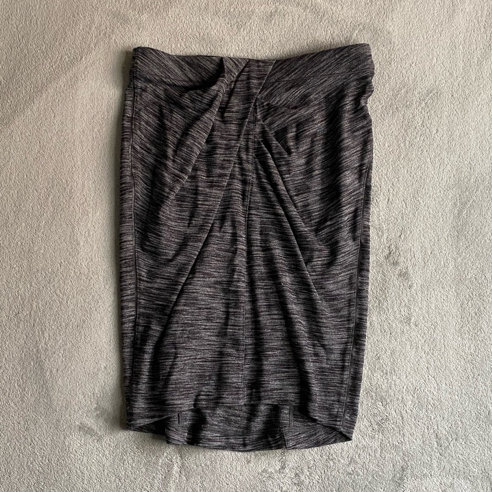 Lululemon pencil skirt